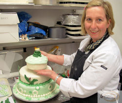 Sian and her Frog Wedding Cake 3