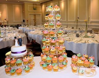 Wave Wedding Cup Cakes