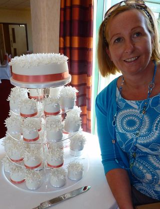 Individual mini blossom wedding cakes