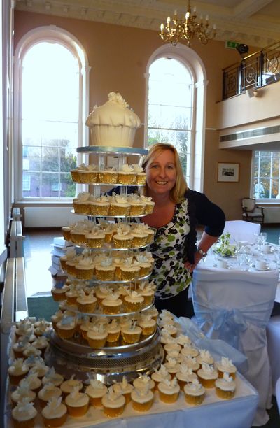 Sian & Butterfly wedding cup cakes