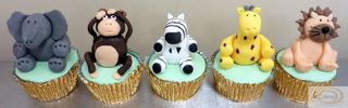 La Creme animal charracter cup cakes