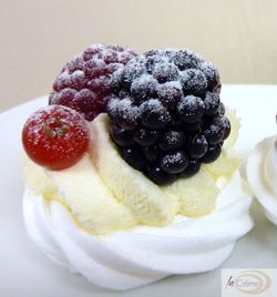 Fruit meringue patisserie canape s