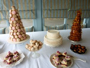 Wedding Cakes and desserts s